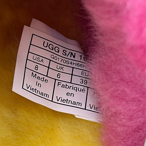 2095- UGG SLIP-ON WOMEN'S PLATFORM PRIDE RAINBOW FLUFF SHEEPSKIN SLIPPERS Sz 8 - Picture 6 of 7